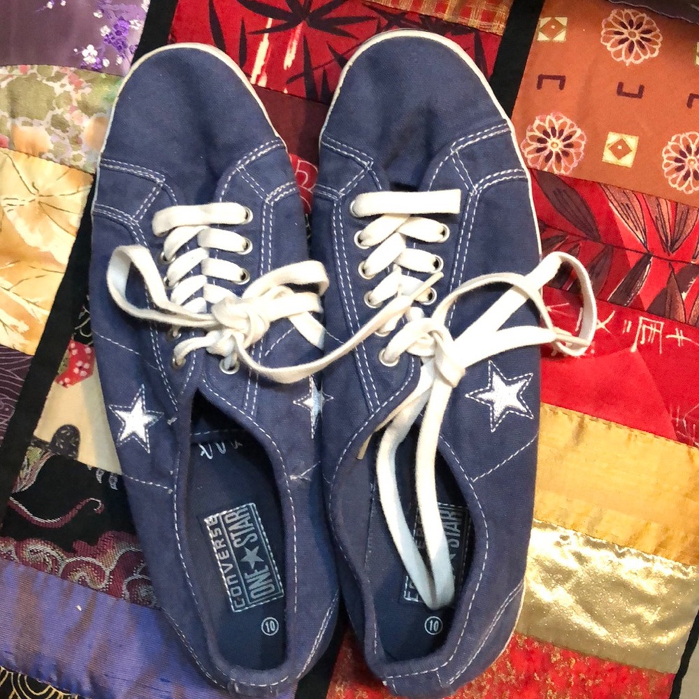 Women’s sneakers